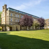 accommodation10.x32f1db2e